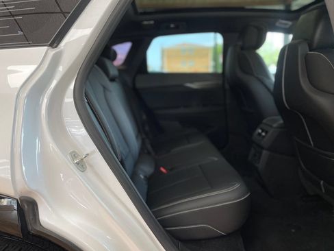 Used 2025 Cadillac Optiq Luxury 2 w/ LPO, Floor Liner Package AWD/4WD image 25