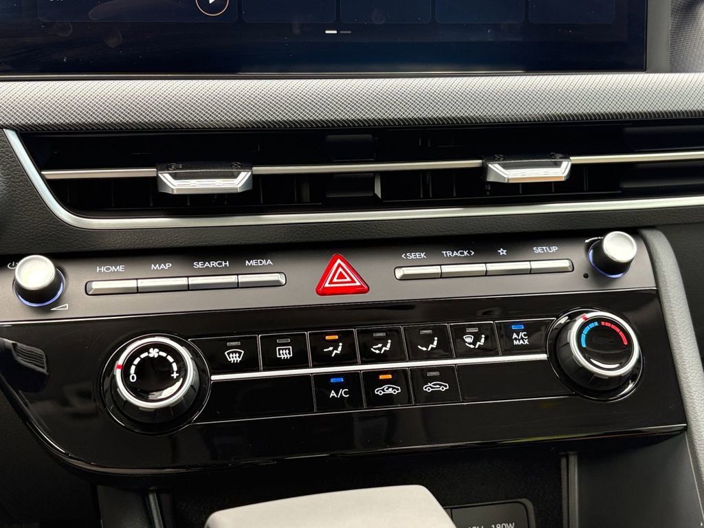 New 2025 Hyundai Sonata SE FWD image 26