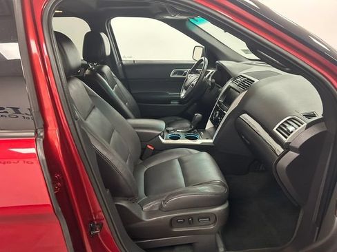 Used 2014 Ford Explorer Limited w/ Equipment Group 302A AWD/4WD image 26