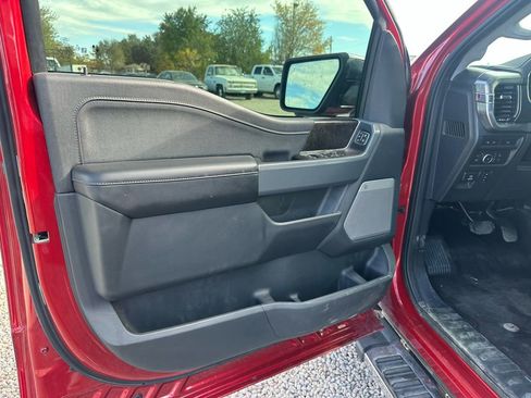 Used 2021 Ford F150 Lariat image 29