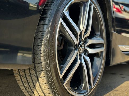 Used 2017 Honda Accord Sport image 24