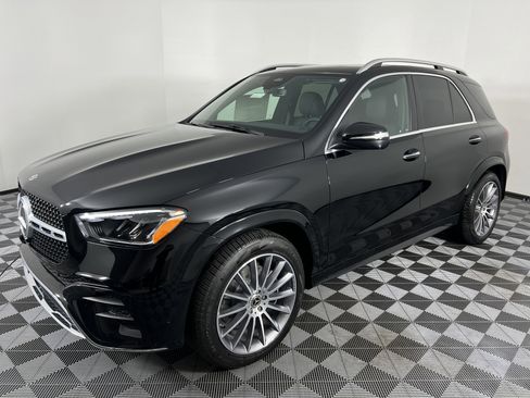 Used 2025 Mercedes-Benz GLE 580 4MATIC image 8