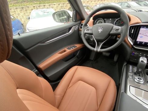 Used 2023 Maserati Ghibli GT image 46