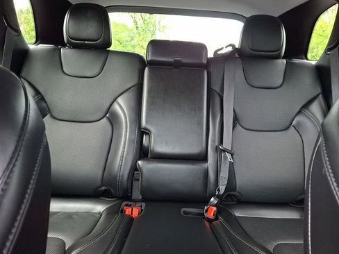 Used 2019 Jeep Cherokee Limited AWD/4WD image 22