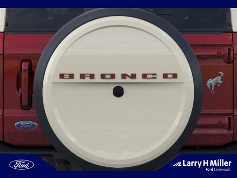New 2026 Ford Bronco Outer Banks AWD/4WD image 24