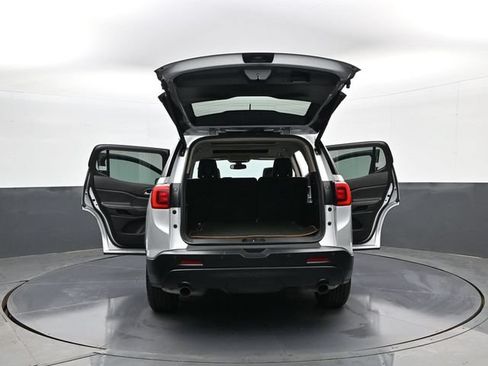 Used 2019 GMC Acadia SLT AWD/4WD image 32
