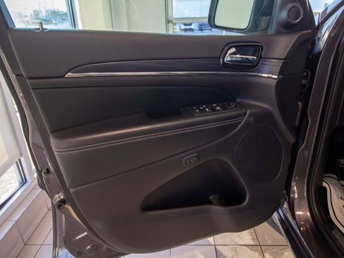 Used 2021 Jeep Grand Cherokee Limited w/ Quick Order Package 28K 80th image 8