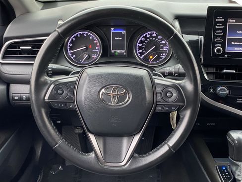 Certified 2022 Toyota Camry SE image 16