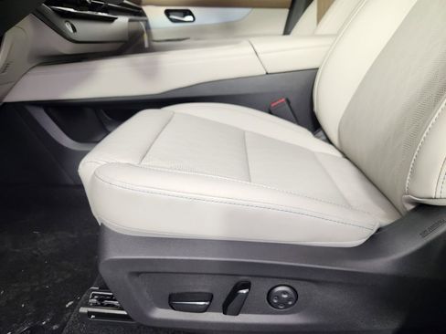 New 2026 Nissan Murano Platinum w/ Cargo Package AWD/4WD image 11