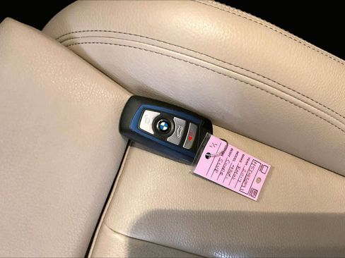 Used 2017 BMW 430i Convertible image 14