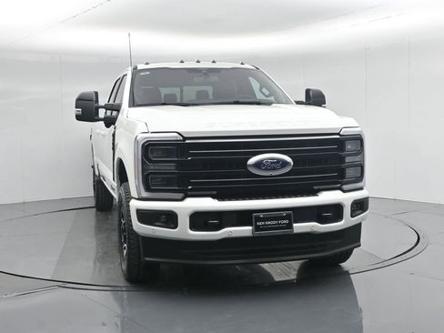New 2026 Ford F350 Platinum w/ Tremor Off-Road Package AWD/4WD image 57