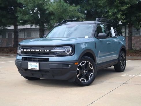 Used 2022 Ford Bronco Sport Outer Banks AWD/4WD image 2