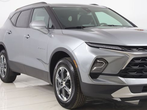 Used 2024 Chevrolet Blazer LT w/ Convenience Package FWD image 36