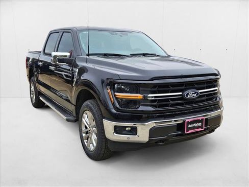 New 2025 Ford F150 XLT w/ Equipment Group 302A MID image 7