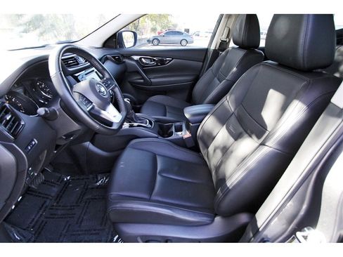 Certified 2022 Nissan Rogue Sport SL image 6