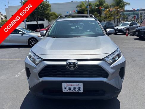 Used 2022 Toyota RAV4 XLE w/ Convenience Package AWD/4WD image 11