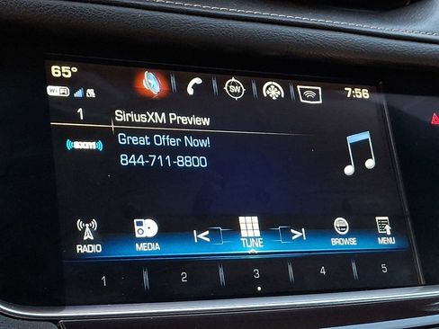 Used 2018 Cadillac XT5 AWD image 9