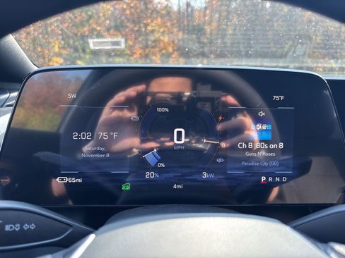 New 2026 Chevrolet Equinox EV LT image 18