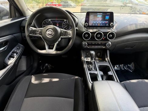 Used 2025 Nissan Sentra SV FWD image 13