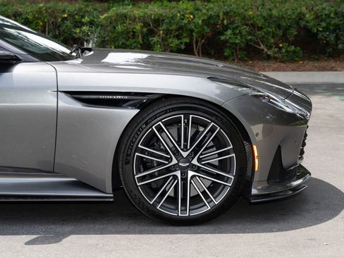 Used 2024 Aston Martin DB12 Coupe RWD image 15