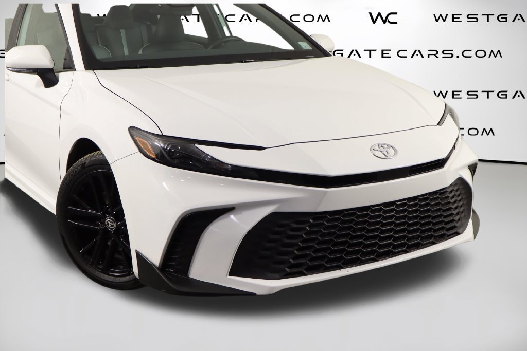 Used 2026 Toyota Camry SE FWD image 49