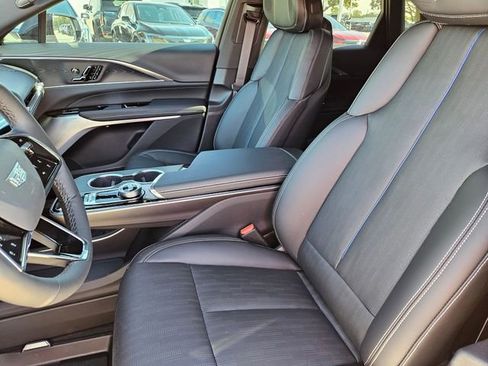 New 2026 Cadillac Lyriq Premium Luxury image 23