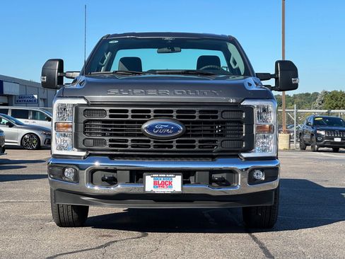 Used 2024 Ford F350 XL w/ XL Chrome Package image 12