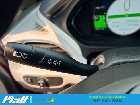 Used 2018 Chevrolet Bolt LT FWD image 25