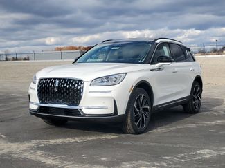 New 2026 Lincoln Corsair Reserve video 2