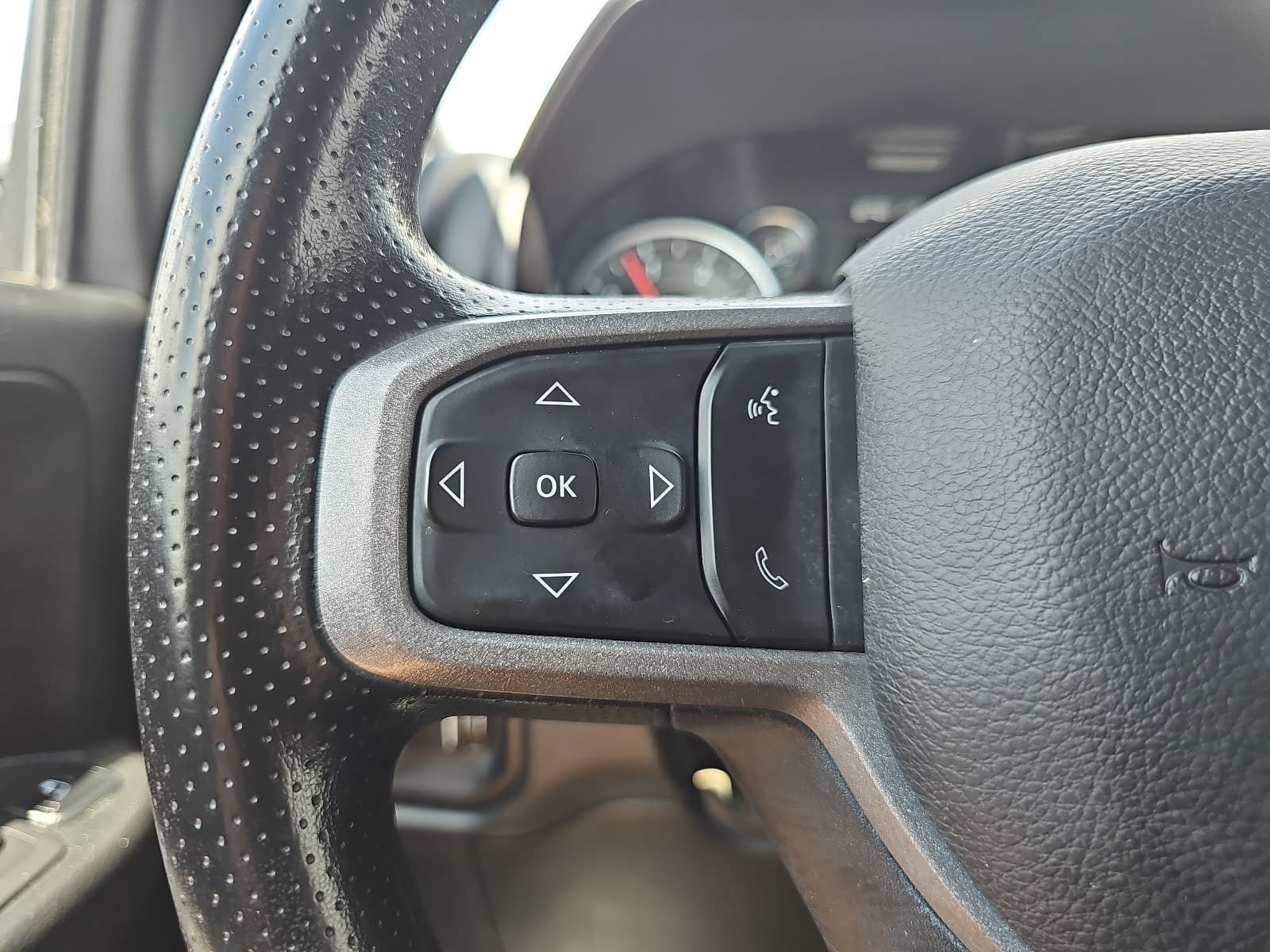 Used 2024 RAM 2500 Tradesman w/ Snow Chief Group AWD/4WD image 13
