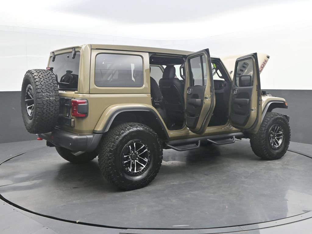 Used 2025 Jeep Wrangler Unlimited Rubicon AWD/4WD image 52