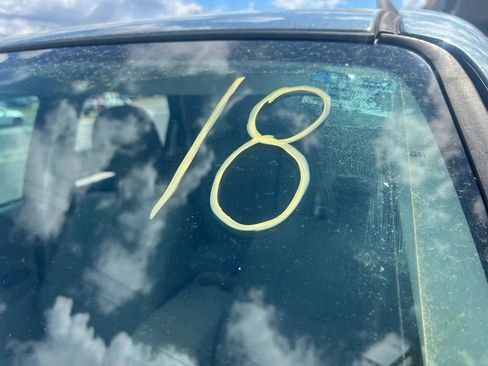 Used 2012 Ford Escape XLT image 32