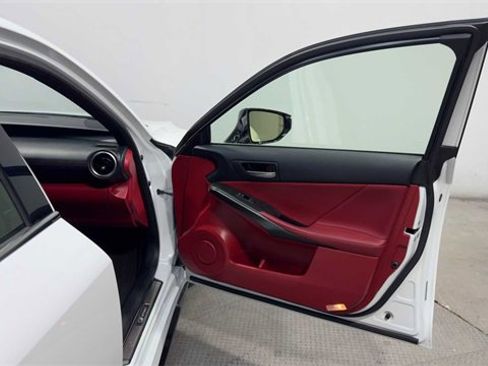 Used 2021 Lexus IS 350 F Sport image 9