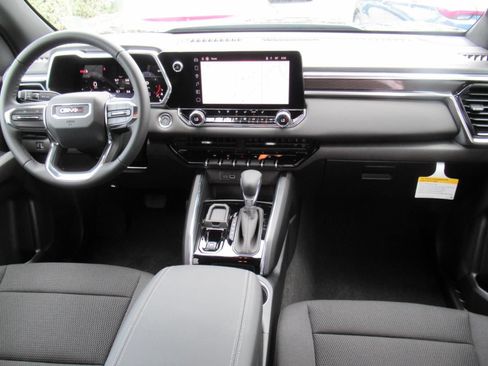 New 2026 GMC Canyon Elevation w/ Convenience Package RWD image 14