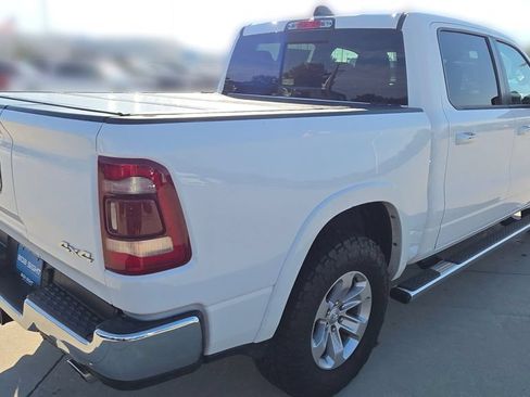 Used 2022 RAM 1500 Laramie AWD/4WD image 6
