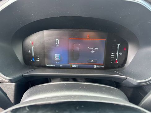 Used 2023 Ford Escape SE image 28