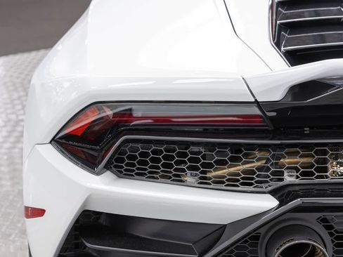 Used 2020 Lamborghini Huracan EVO AWD/4WD image 56