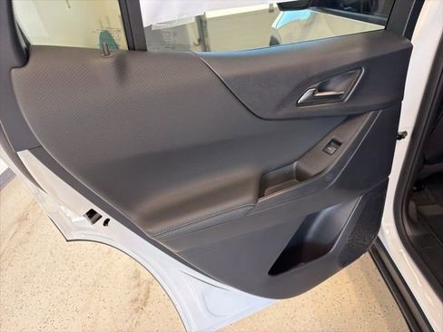 New 2026 Chevrolet Equinox LT image 44