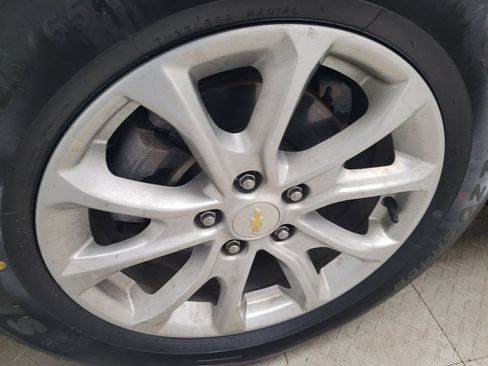 Used 2019 Chevrolet Equinox LT image 31