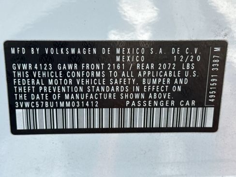 Certified 2021 Volkswagen Jetta R-Line w/ R-Line Cold Weather Package FWD image 28