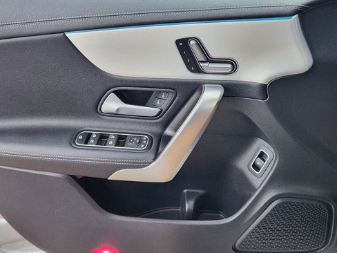 Used 2025 Mercedes-Benz CLA 250 CLA 250 image 20