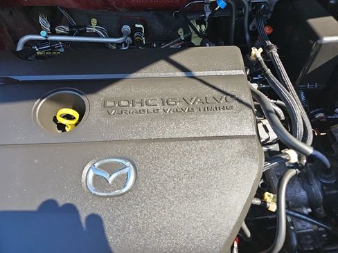 Used 2010 MAZDA MAZDA5 Sport FWD image 36