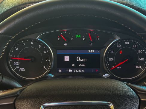 Used 2022 GMC Terrain AT4 w/ Infotainment Package II AWD/4WD image 7