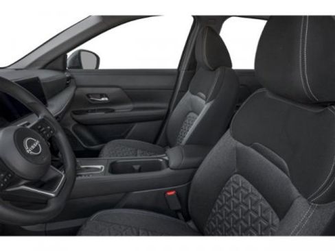 Used 2025 Nissan Kicks SV FWD image 11