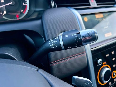 Used 2022 Land Rover Discovery Sport S R-Dynamic image 32