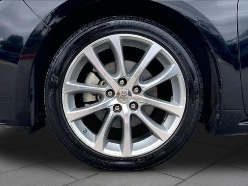 Used 2014 Toyota Avalon XLE Touring FWD image 11