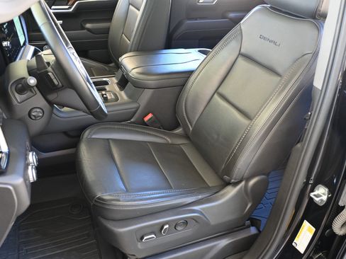 Used 2023 GMC Sierra 1500 Denali w/ Denali Reserve Package image 15