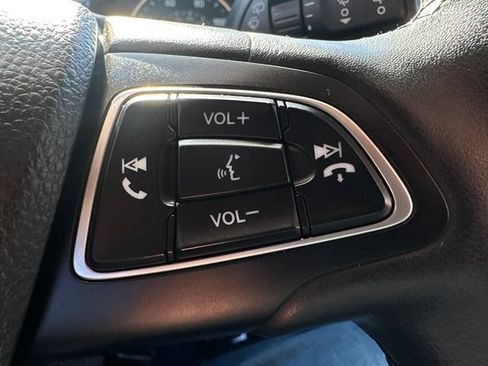 Used 2018 Ford EcoSport SE w/ SE Cold Weather Package FWD image 27