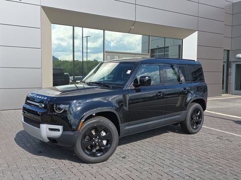 Used 2025 Land Rover Defender 110 S AWD/4WD image 1