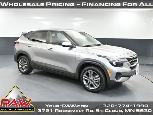 Used 2021 Kia Seltos LX image 1